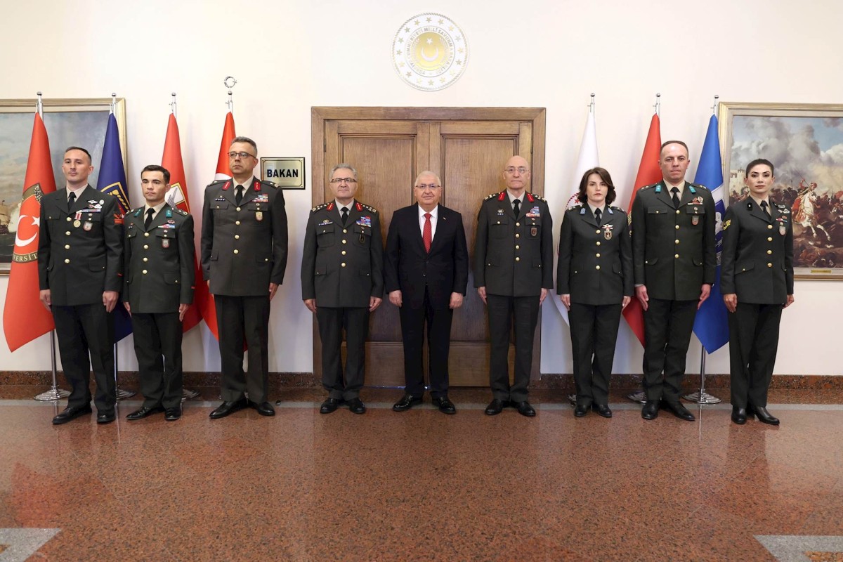 MSB Güler, Kara Kuvvetleri Komutanı Orgeneral Metin Tokel’i Kabul Etti