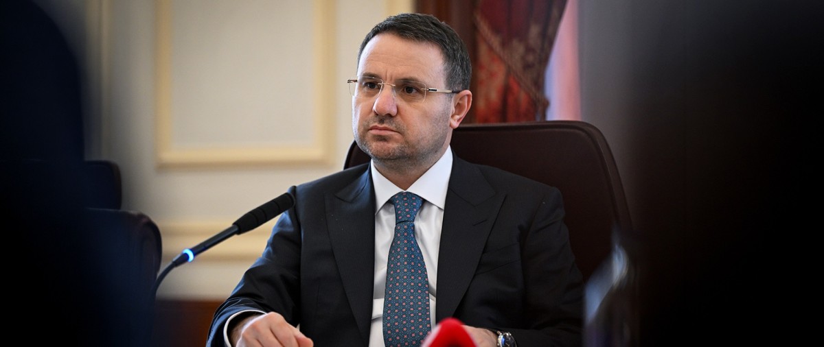 BAKAN GÜRLEK: “YILLAR GEÇSE DE FAİLLERİN PEŞİNİ BIRAKMAYACAĞIZ: 64 DOSYADA 71 CİNAYETİ FAİLİ MEÇHUL OLMAKTAN ÇIKARDIK”